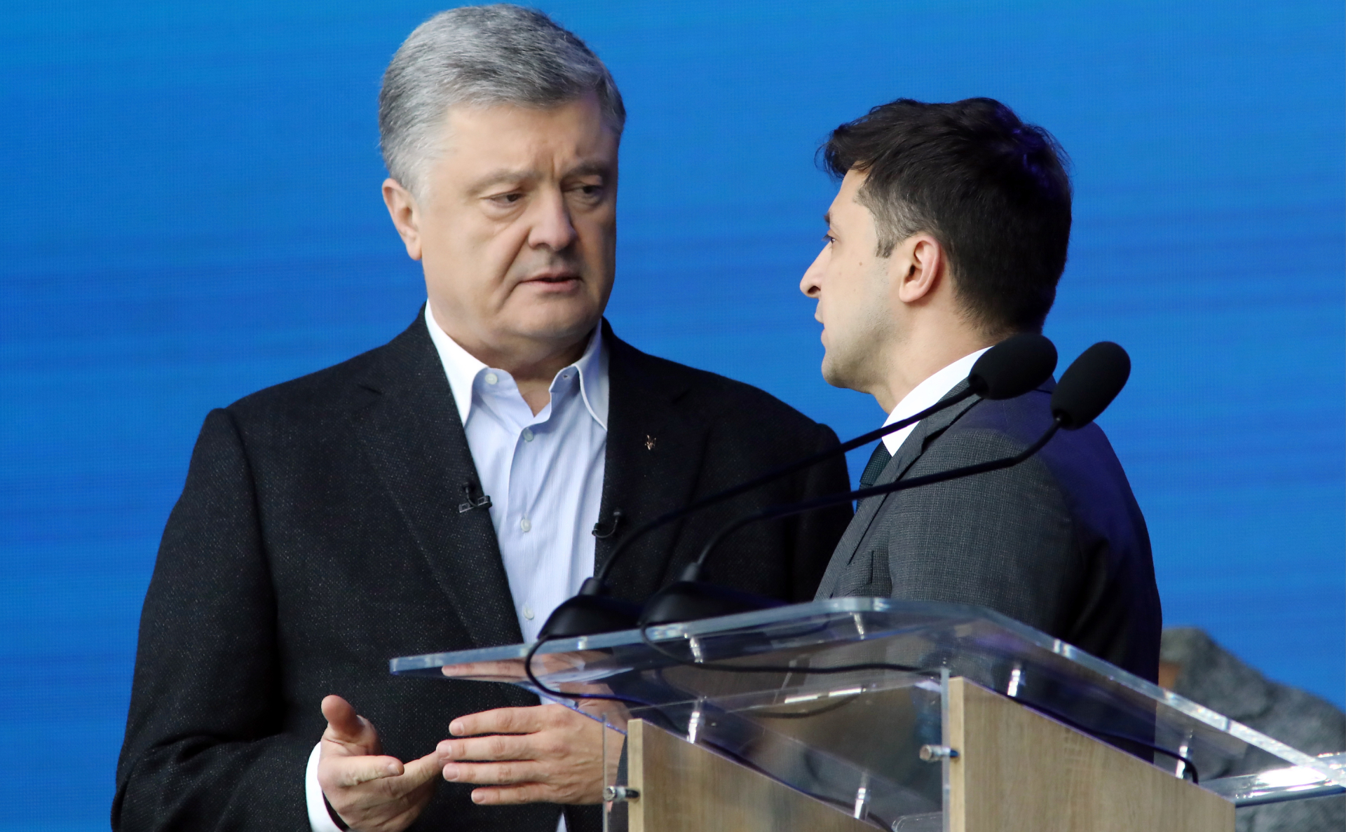 Петр Порошенко и Владимир Зеленский (слева направо)