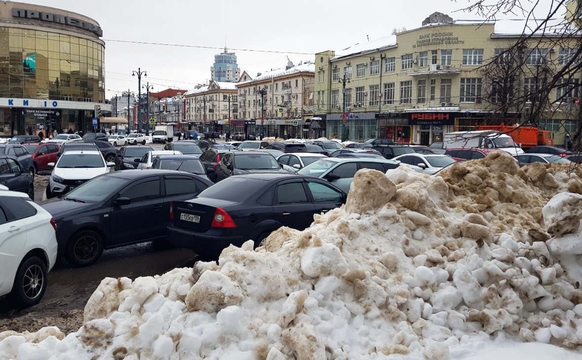 Прокуратура накажет воронежских коммунальщиков за плохую уборку снега — РБК