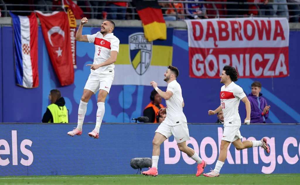 Lars Baron / Getty Images