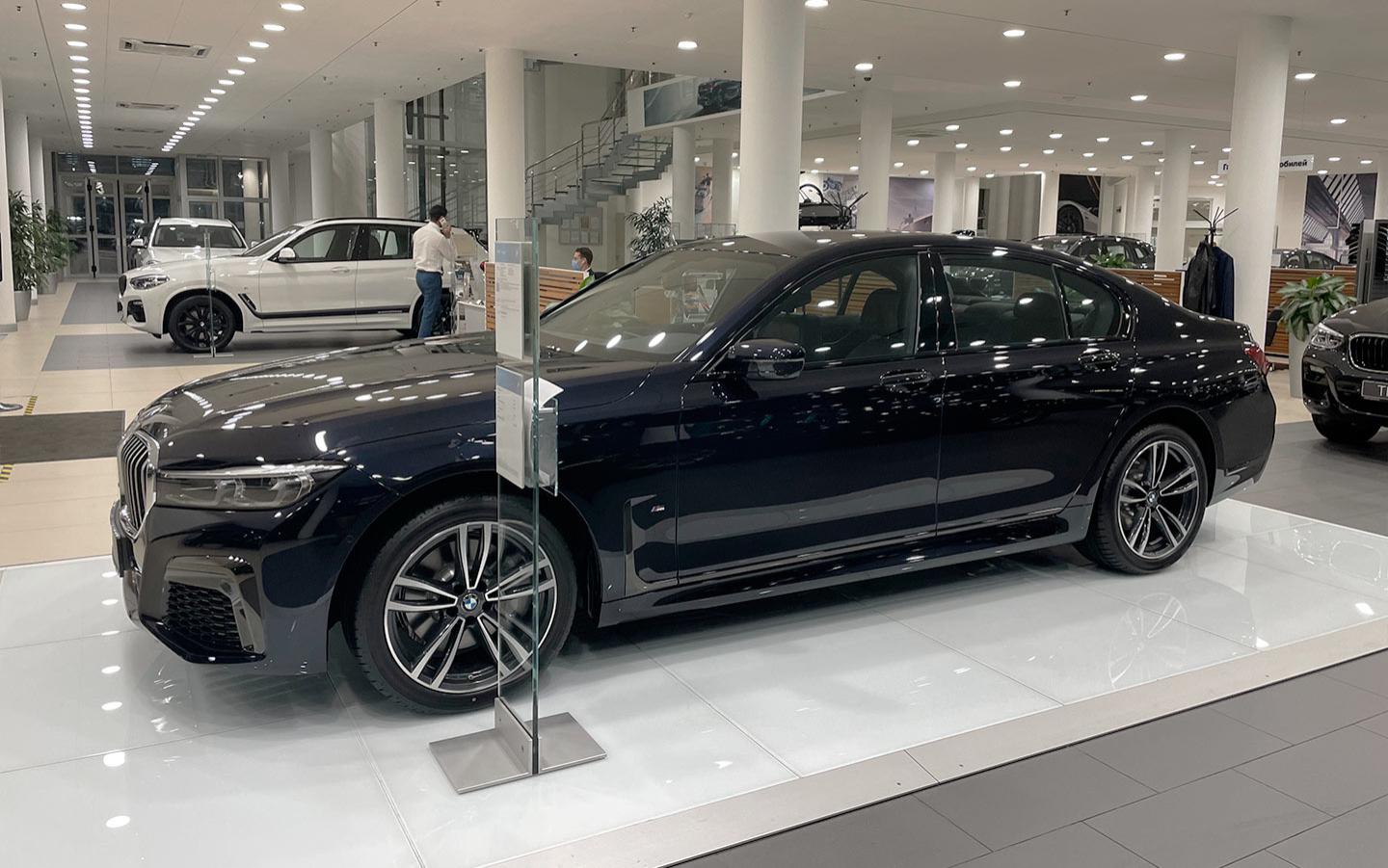 Новый Mercedes-Benz GLS в России оказался на миллион дороже BMW X7