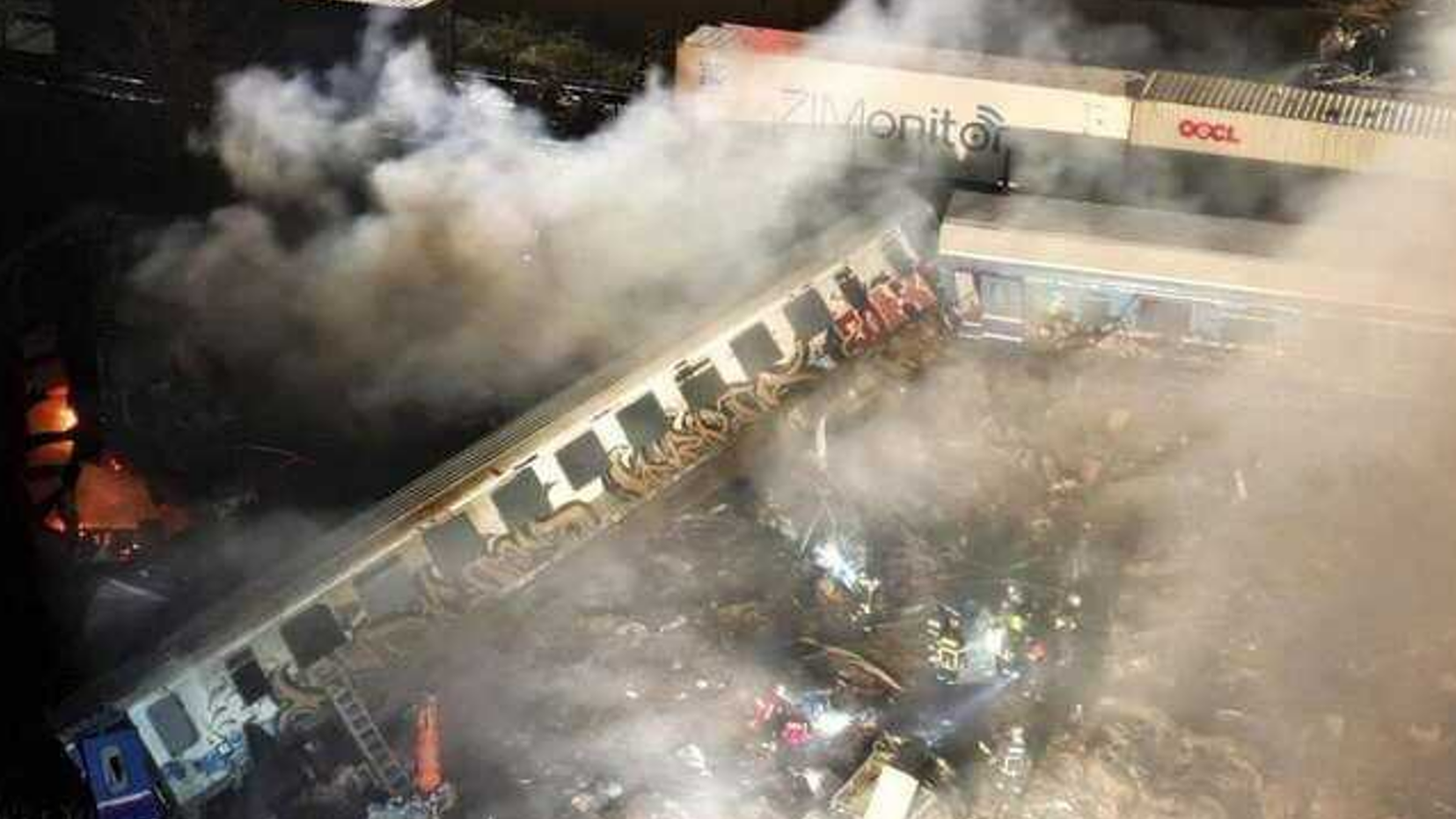 Железнодорожники назвали возможную причину столкновения поездов в Греции