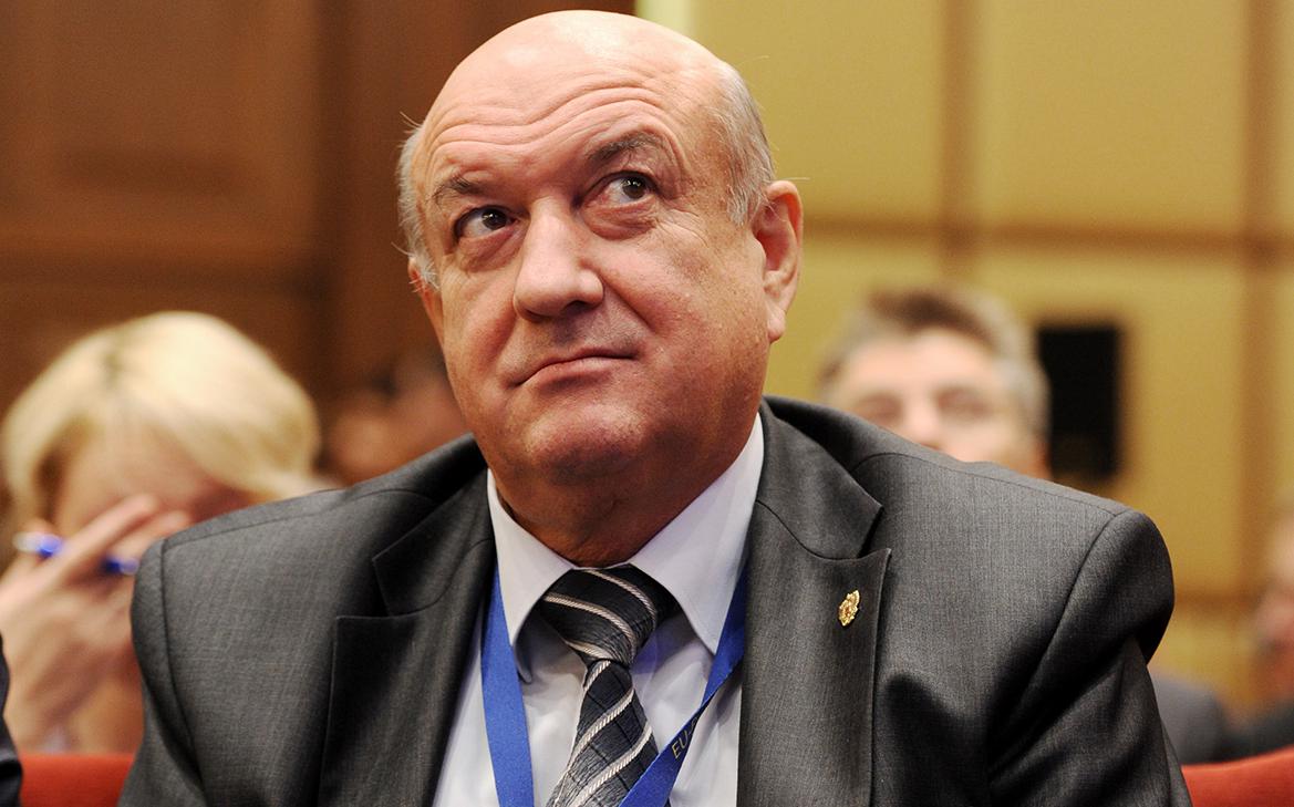 Умер глава Ассоциации эксплуатантов воздушного транспорта Владимир Тасун