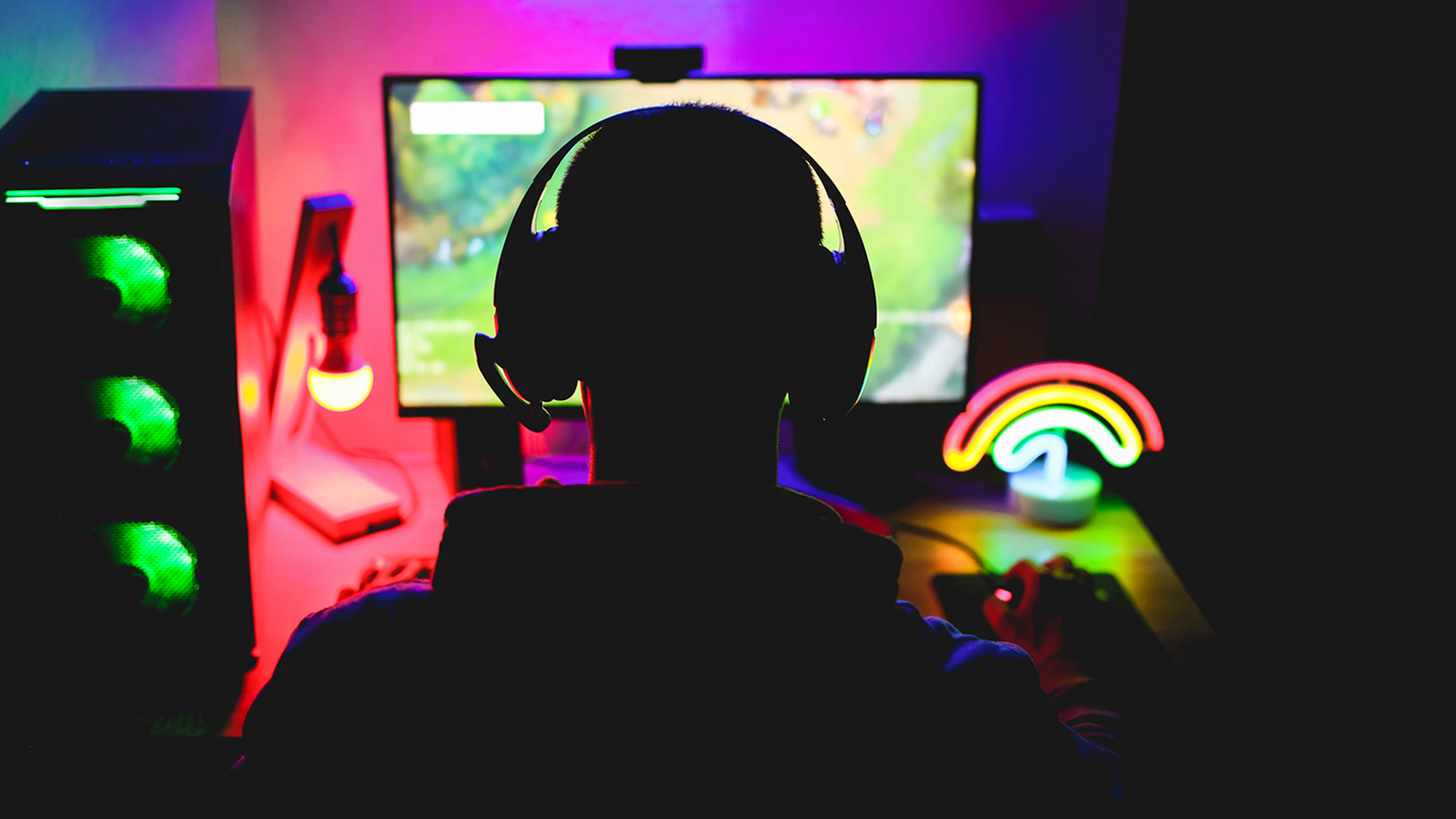 TeamSpeak — это программа для голосовой связи, которая работает с помощью технологии Voice over Internet Protocol (VoIP)