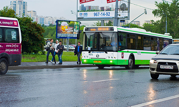 Автобусы начали фиксировать нарушения ПДД на выделенках