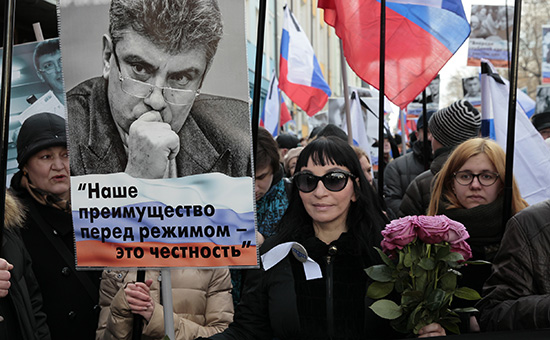 Марш памяти Бориса Немцова в Москве. Февраль 2016 года


