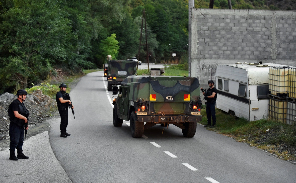 Laura Hasani / Reuters