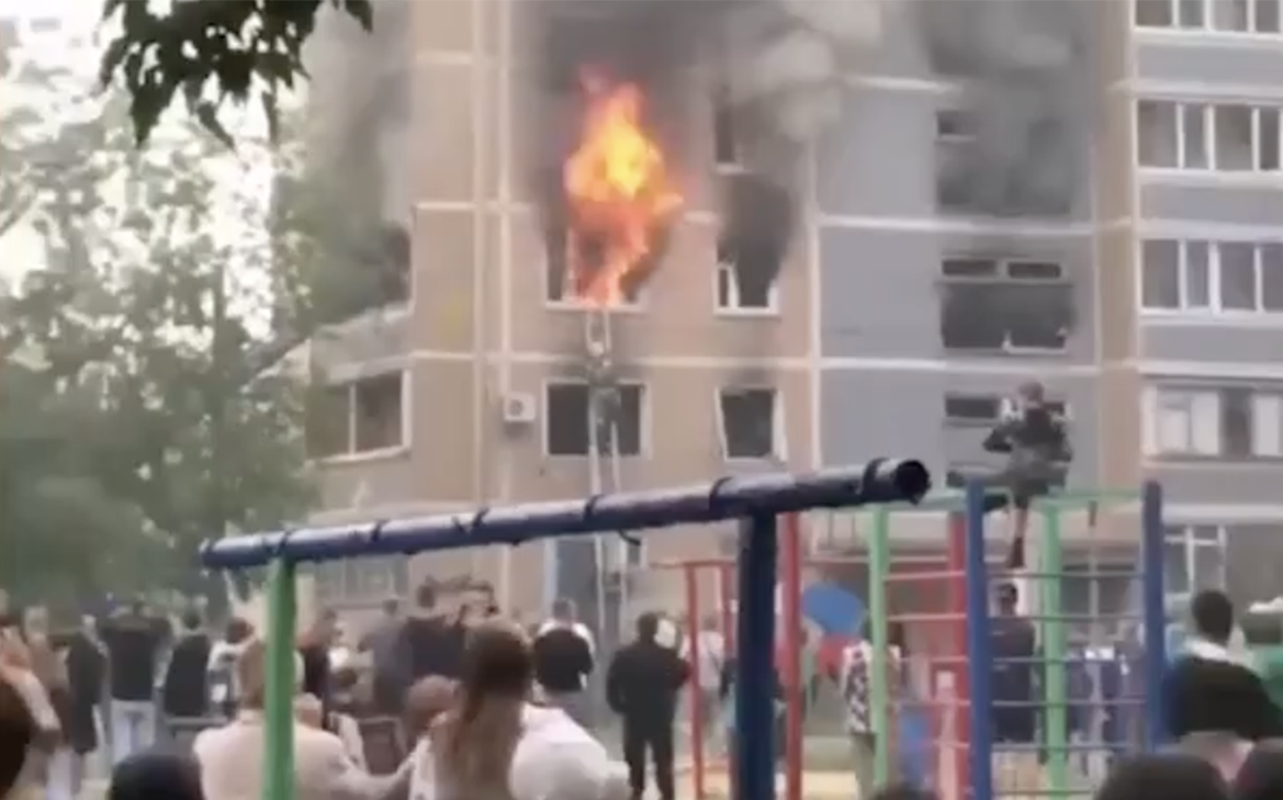 В Ульяновске загорелась многоэтажка