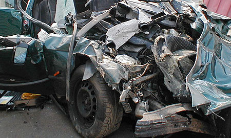 В Чувашии в результате лобового столкновения автомобилей МАЗ и ВАЗ-2110 погибли пять человек
