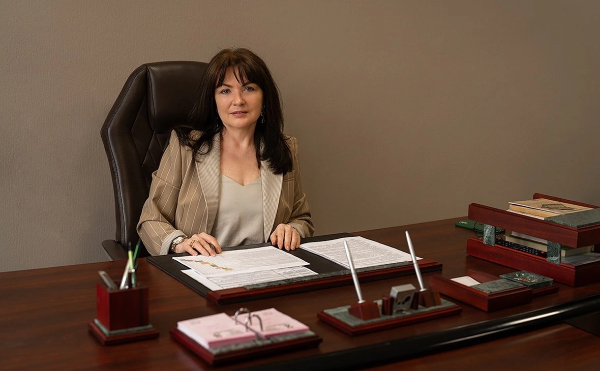 Елена Захарова