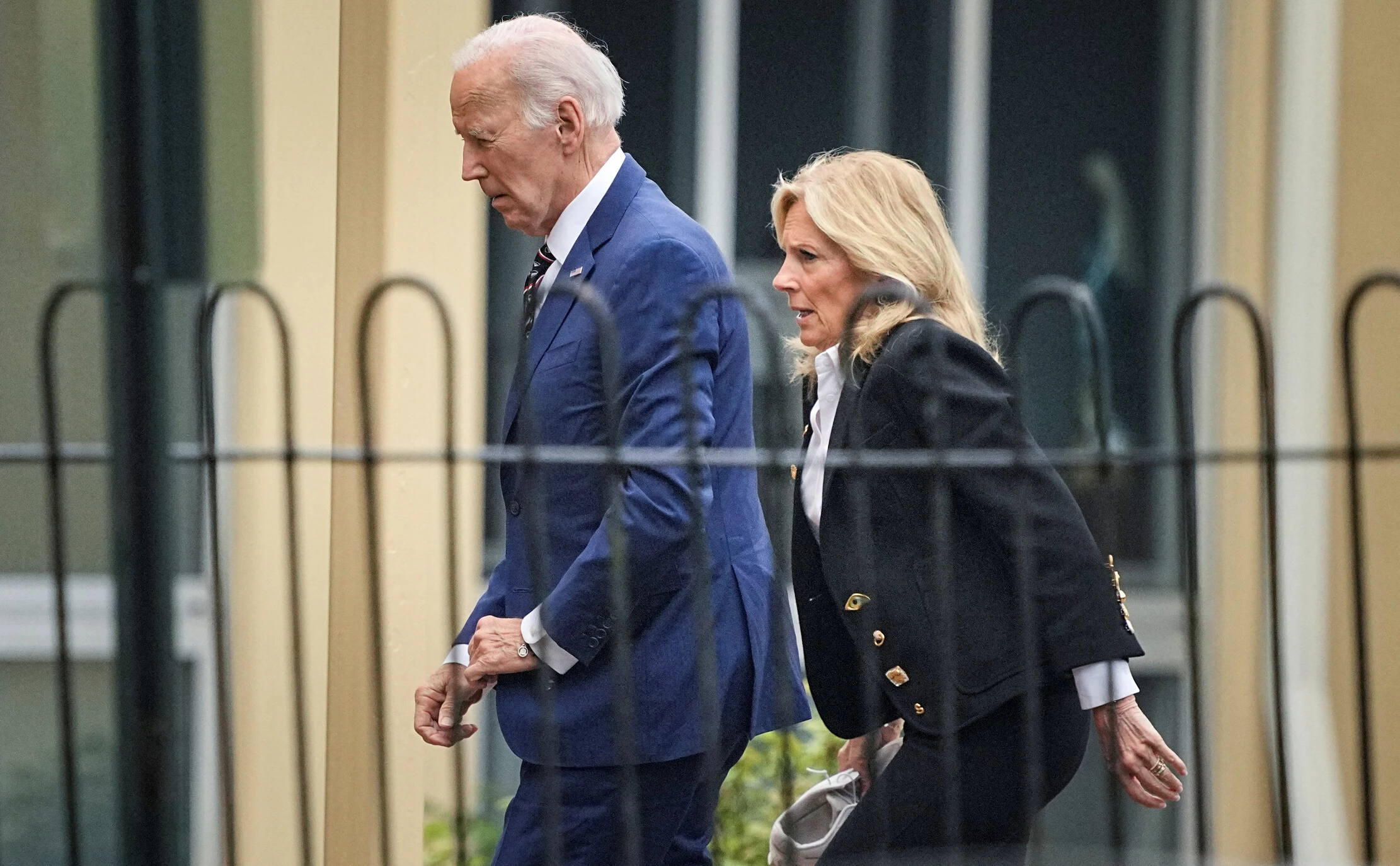 Ken Cedeno / Reuters