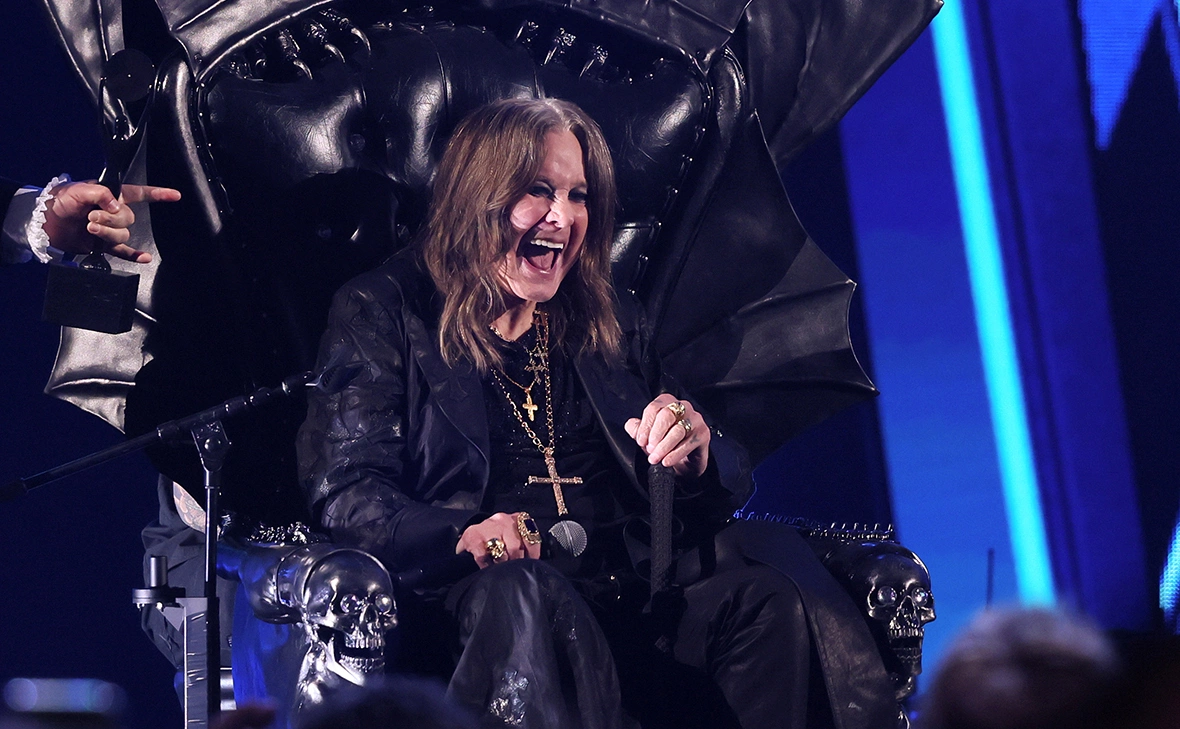 Dia Dipasupil / Getty Images