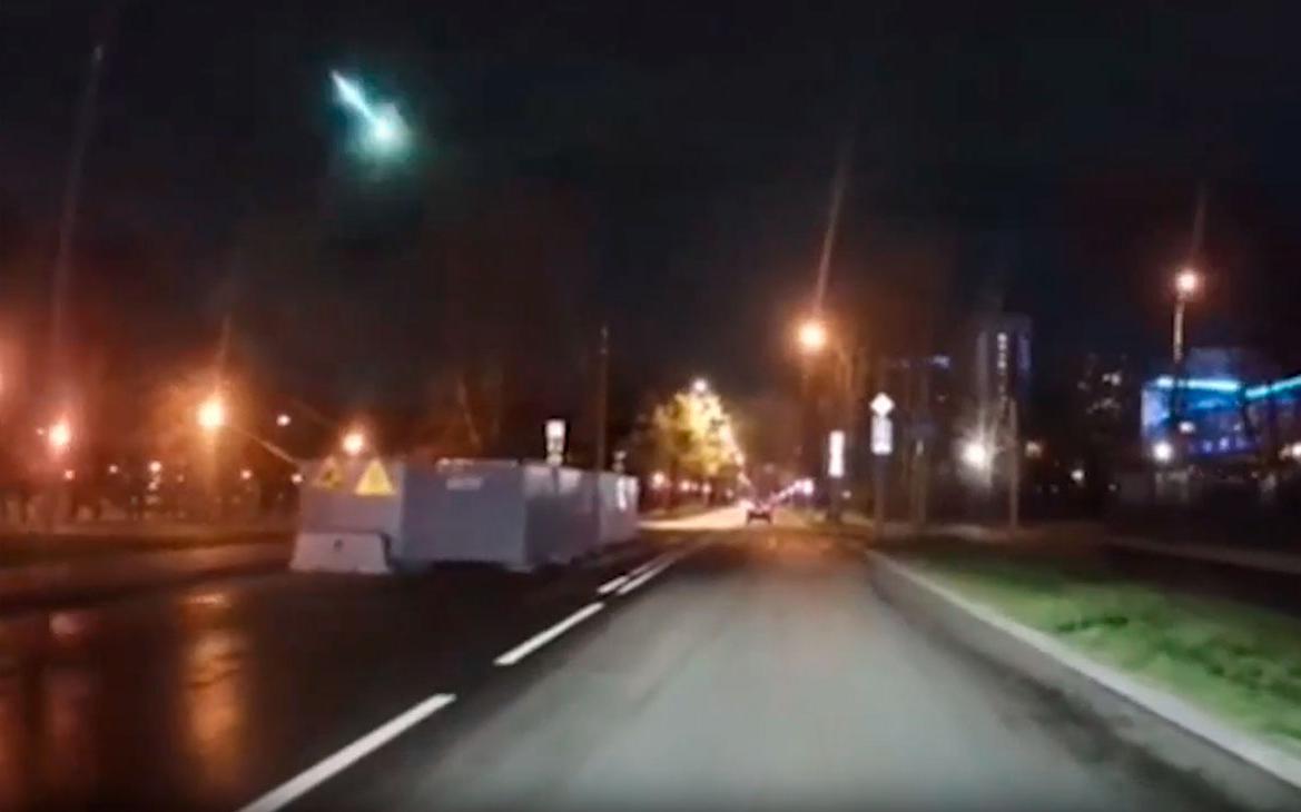 Над Московской областью вновь заметили летящий болид