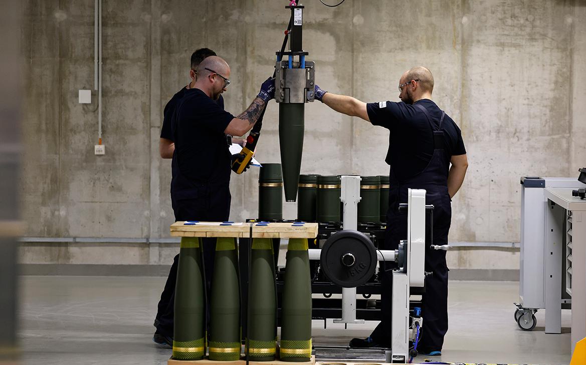 Рябков исключил угрозу новой гонки вооружений между Россией и США