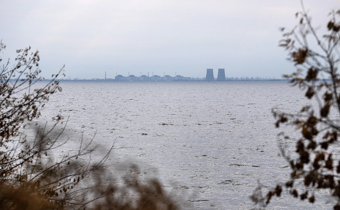 Carl Court / Getty Images