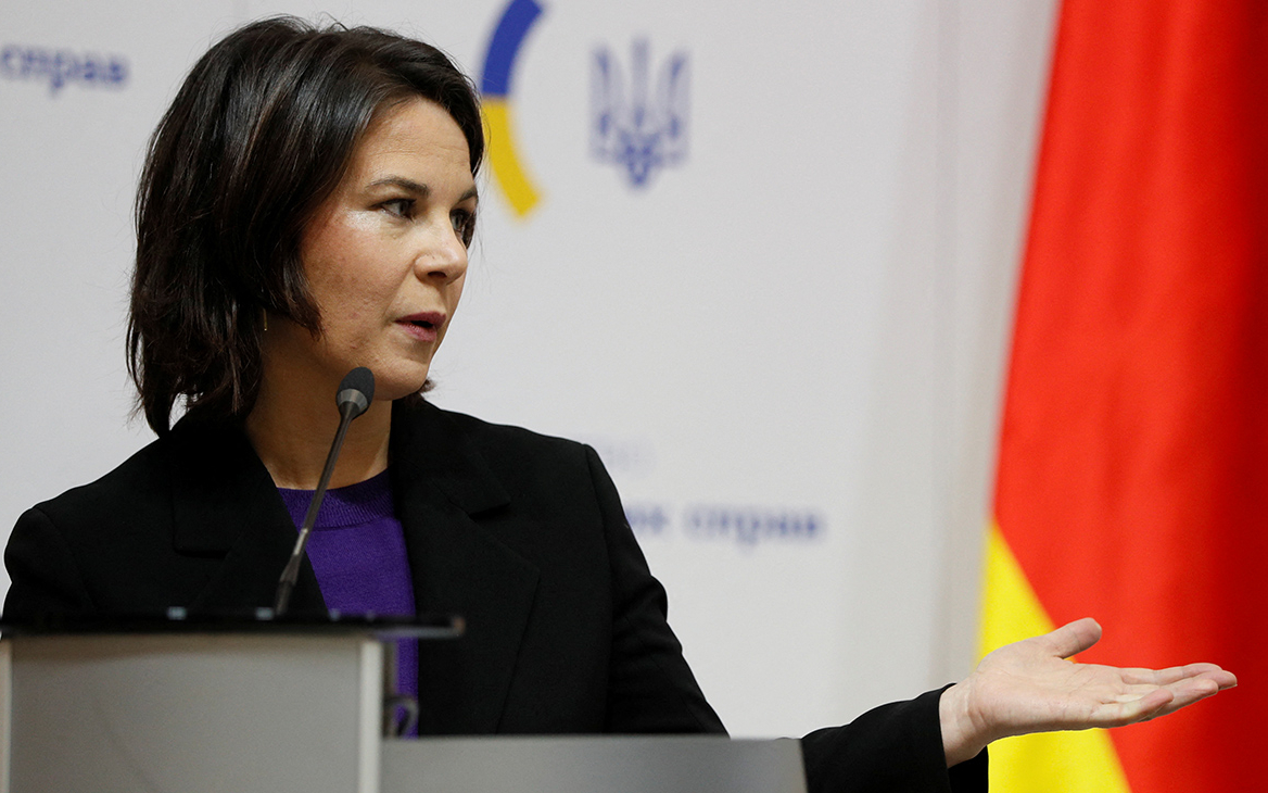 ФРГ заявила, что готова заплатить высокую цену за безопасность Украины
