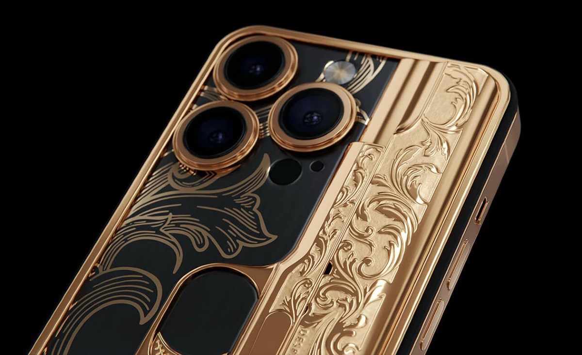 iPhone 14 Pro&nbsp;Notorious от Caviar. Стоимость смартфона составла 499 тыс. руб.