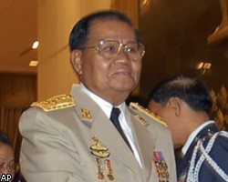 Экс-глава военной хунты Мьянмы ушел из армии
