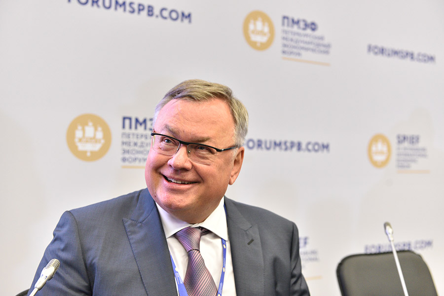 Андрей Костин