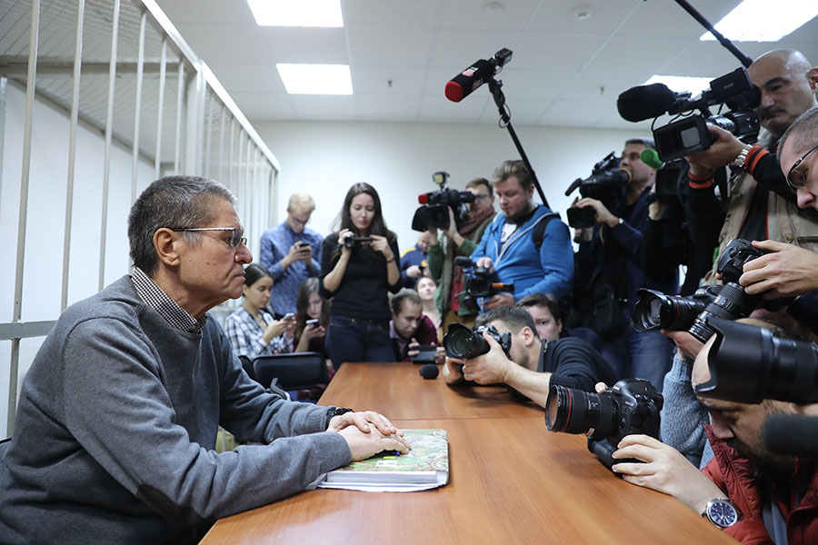 Алексей Улюкаев (слева)