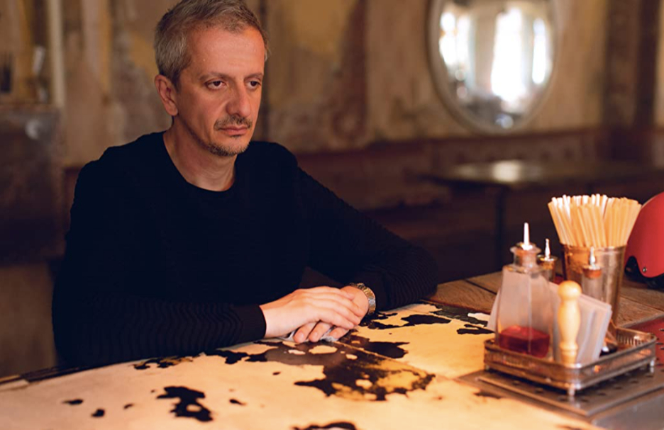 Кадр из сериала «Псих»