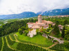 В Италии продается 80-комнатный замок XIV века