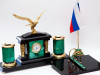 Фото:Настольный прибор с часами (кварц). Начальная цена 73 тысячи 872 рубля