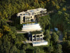 10. The Park Bel Air


	$115 млн
	Бель-Эйр, Лос-Анджелес, США




Расположенный рядом с Беверли-Хиллз район Бель-Эйр давно привлекает знаменитостей всех уровней. Здесь живут кинозвезды, режиссеры, продюсеры и просто богатые люди. За $115 млн в этом месте&nbsp;можно купить 4,5 га земли с многоуровневым домом, который будет примыкать к холму.
