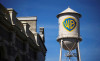 WSJ узнала о спорах в Минюсте США после одобрения сделки Paramount и WBD