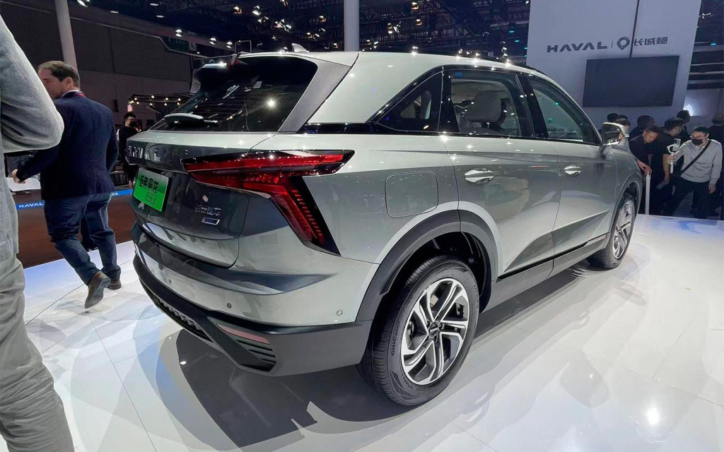 <p>Haval Xiaolong</p>