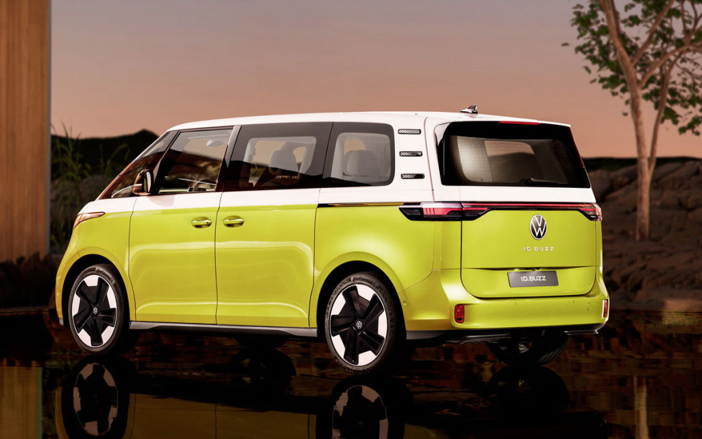  Volkswagen показал серийную версию минивэна ID.Buzz 