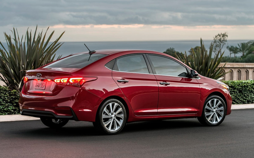 Hyundai Accent</p>