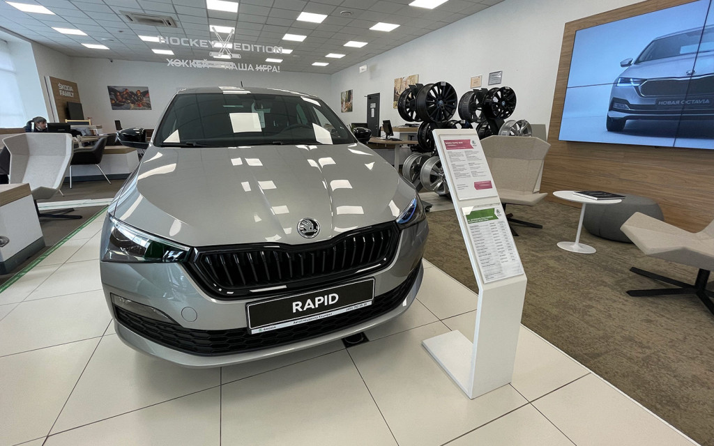<p>Skoda Rapid</p>