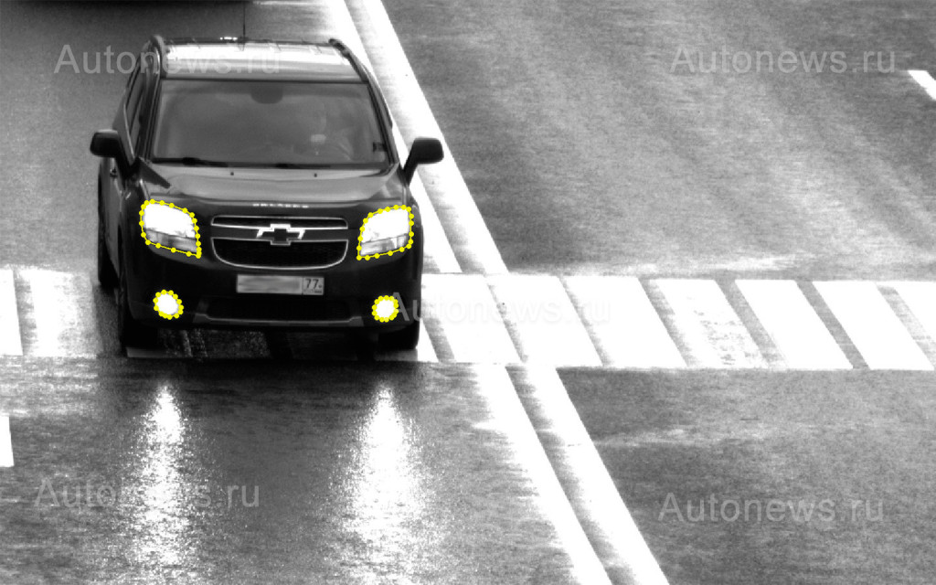 <p>В большинстве современных автомобилей ходовые огни включаются автоматически. Остальным&nbsp;же водителям придется внимательнее следить за работой световой оптики.</p>