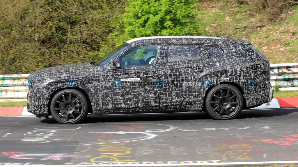Тестовый прототип BMW X8 M