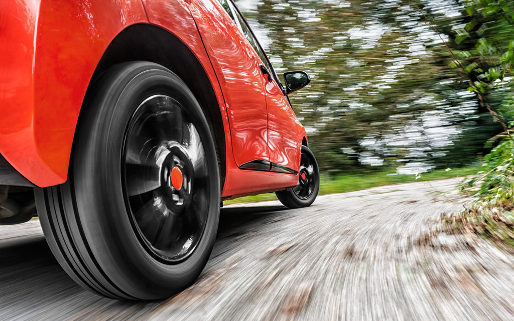 Повысить эффективность торможения двигателем на машине с коробкой автомат можно самостоятельным переключением передач вниз в ручном режиме