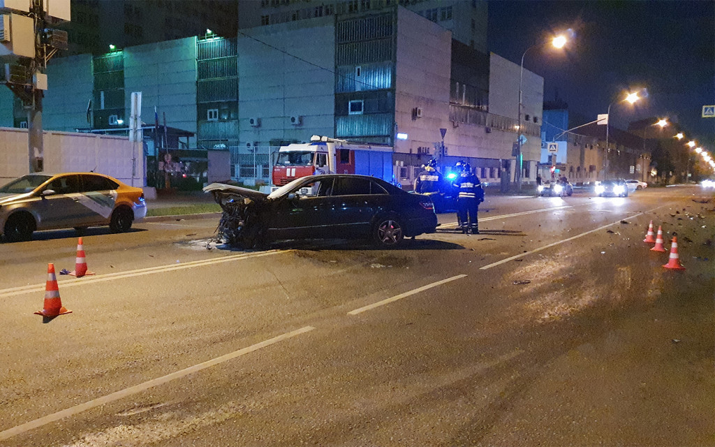 Какие авто боятся на дорогах. Смотреть фото Какие авто боятся на дорогах. Смотреть картинку Какие авто боятся на дорогах. Картинка про Какие авто боятся на дорогах. Фото Какие авто боятся на дорогах