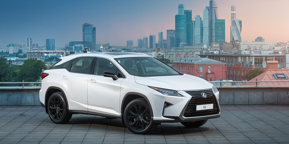 Lexus показал специальную черную серию кроссоверов