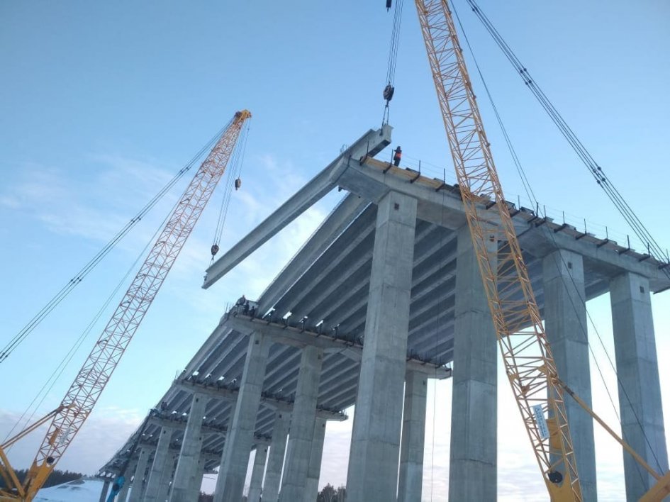 Сооружение совмещенной эстакады, моста и путепровода на Восточном обходе