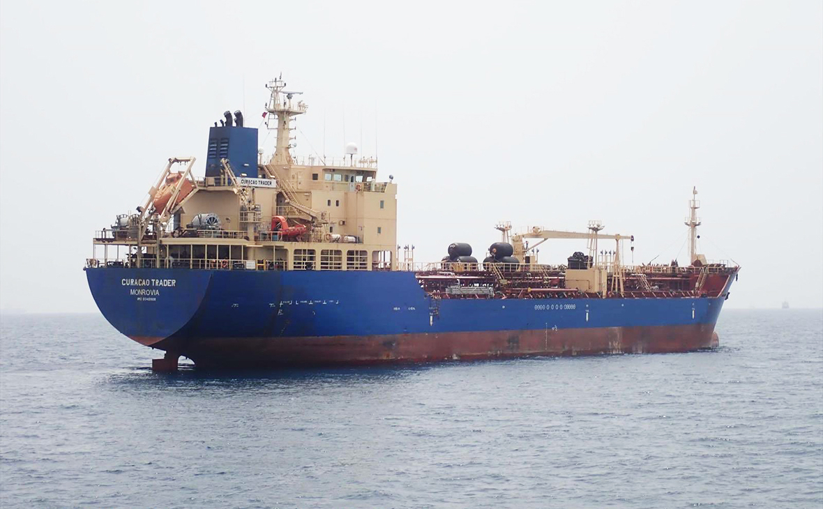 Танкер MT Curacao Trader