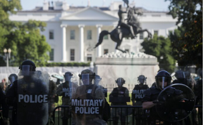 Фото: Jonathan Ernst / Reuters