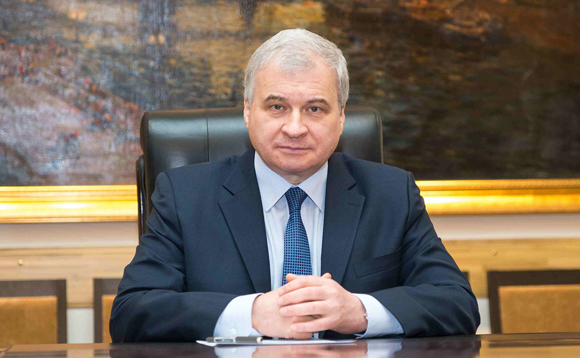 Андрей Денисов