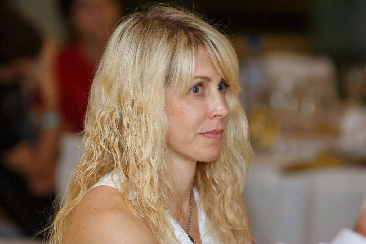 Анна Фаустова