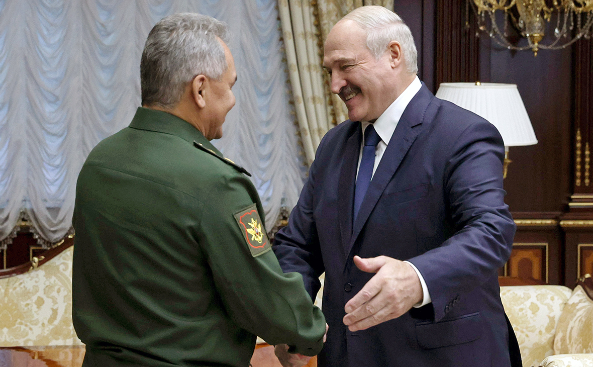 Сергей Шойгу и Александр Лукашенко