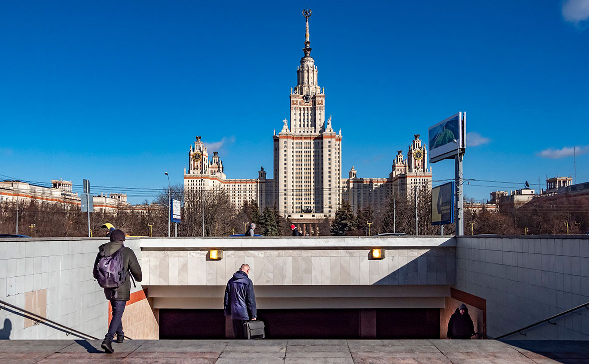 Главное здание МГУ