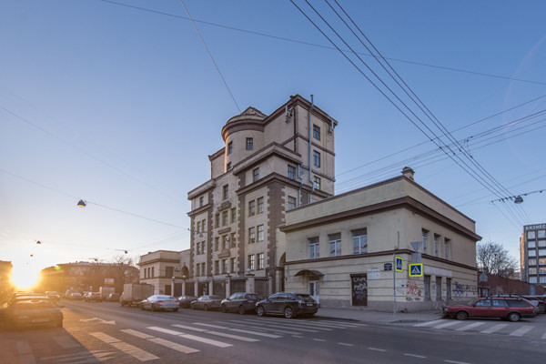 Санкт-Петербург. Здание завода "Измеритель"