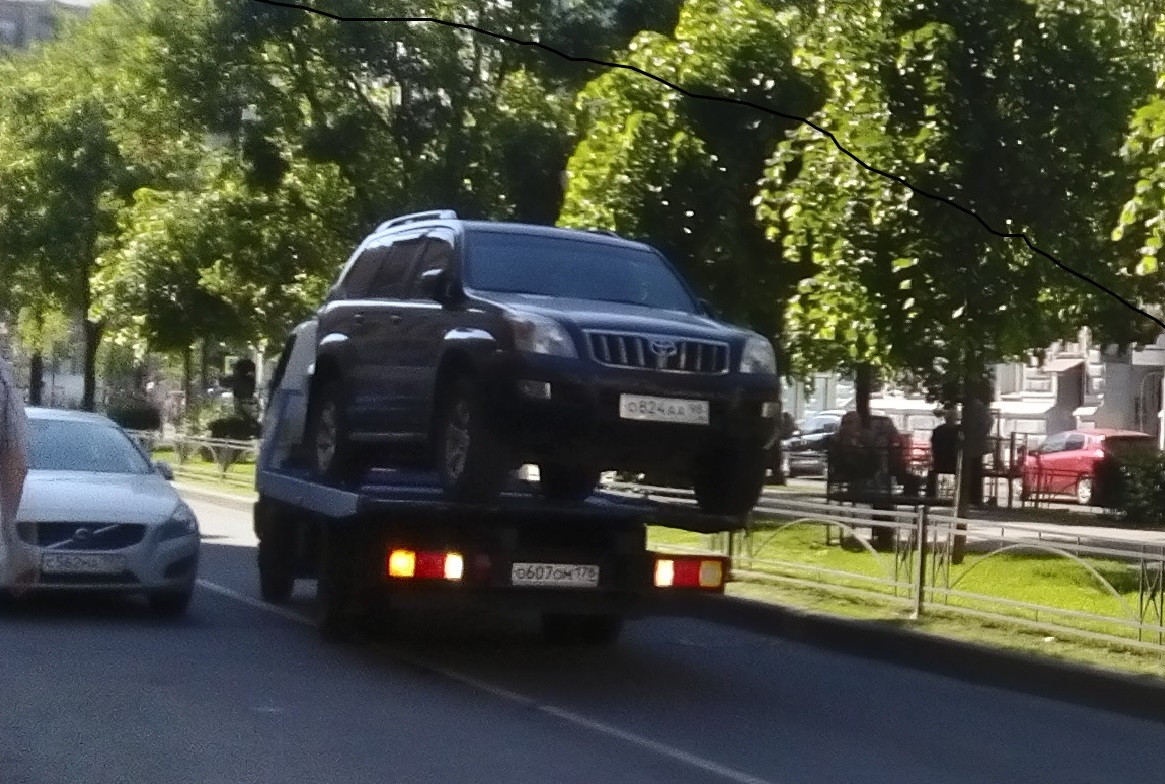 Петербург. Эвакуация автомобиля 