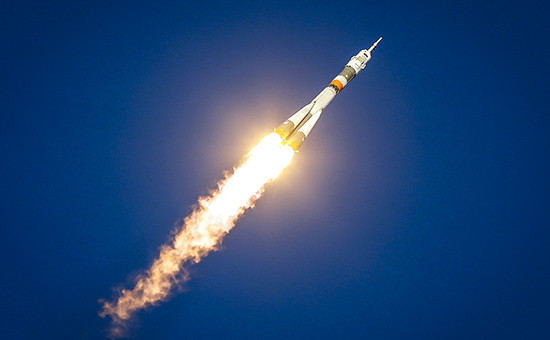 Запуск ракеты «Союз-ФГ» с пилотируемым кораблем «Союз ТМА-19М» на космодроме Байконур