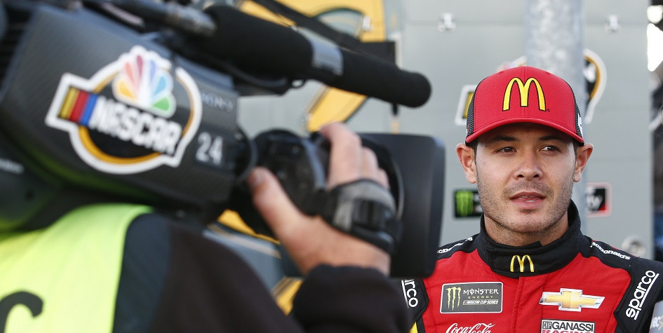 Пилот NASCAR Кайл Ларсон