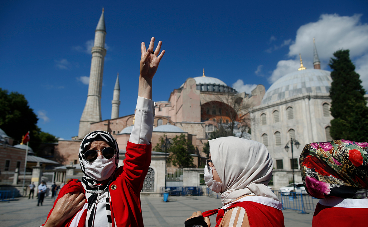 Фото: Emrah Gurel / AP