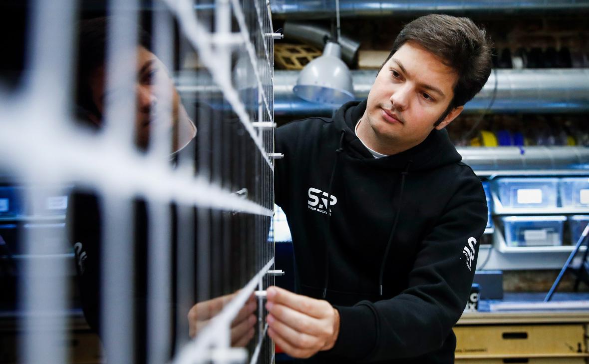 Олег Мансуров